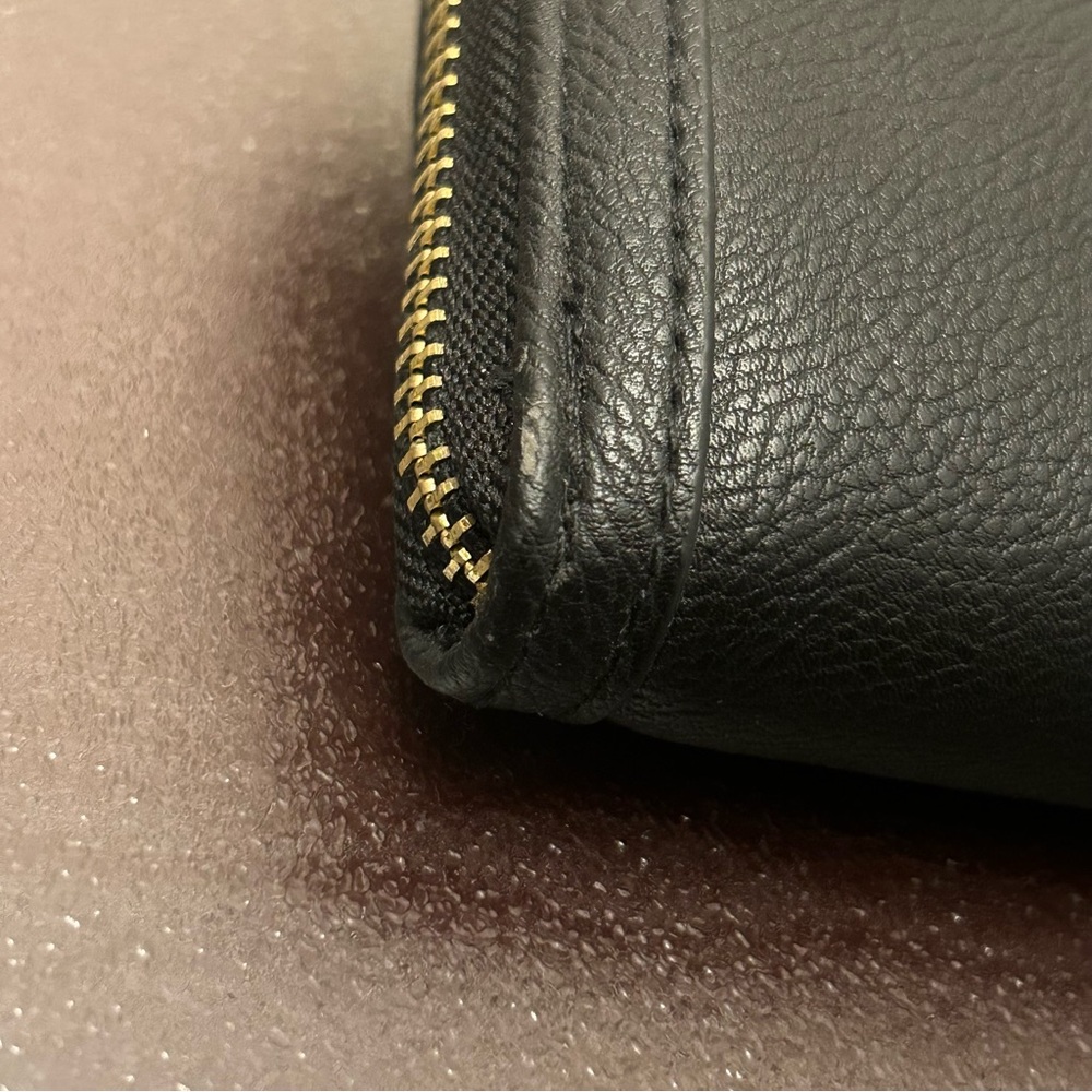 Olivia+Joy Wallet - Picture 3 of 13